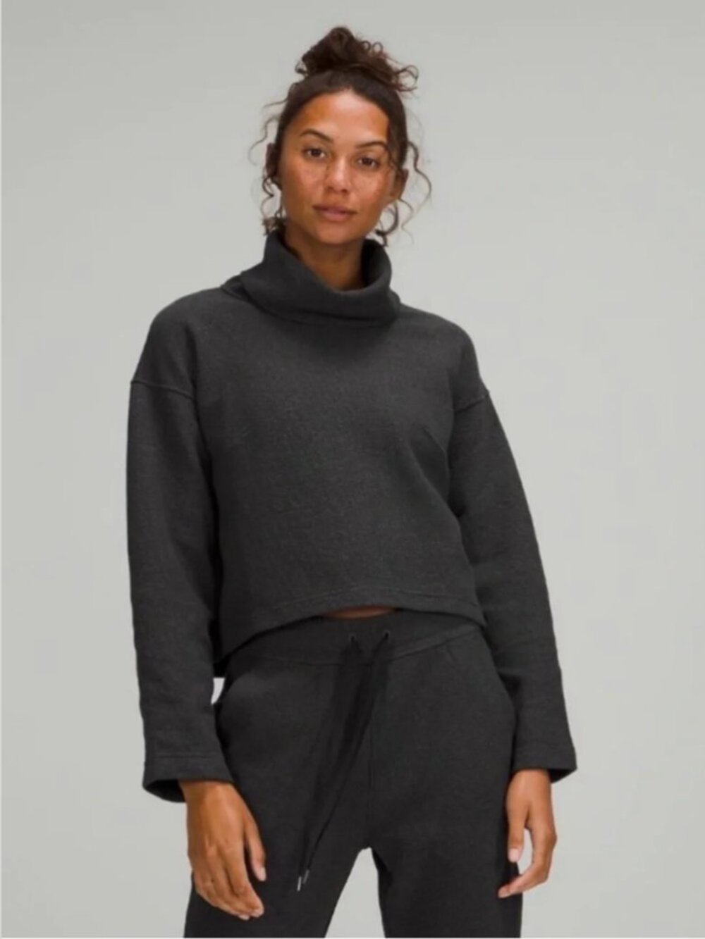 Lululemon Faded Black Pebbled Mock Neck Pullover Sweater 12